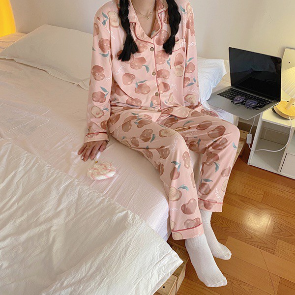 Bộ ngủ pijama dài tay hoạt tiết trái đào vải cotton tổng hợp những hình cute