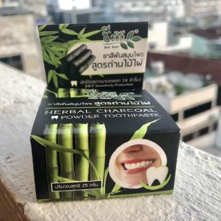 Kem làm trắng răng Herbal Charcoal Powder Toothpaste