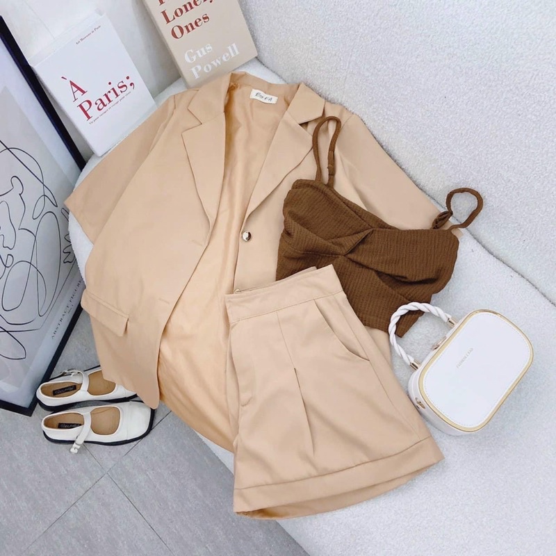 SET 3 MÓN VEST NÂU: KHOÁC VEST + CROP 2S XOẮN NGỰC + SHORT