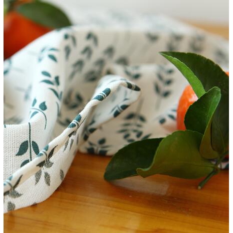 Khăn trải bàn vải cotton chịu nhiệt họa tiết lá cây trang nhã