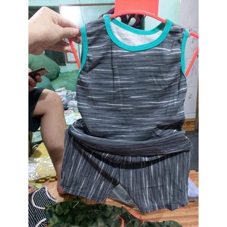 Sét 5 bộ ba lỗ hình cho bé.