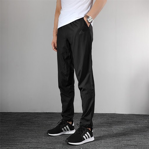 own the run astro wind pants