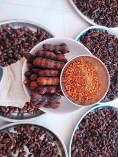 1kg ( 2hũ 500gram ) Me Lào muối ớt