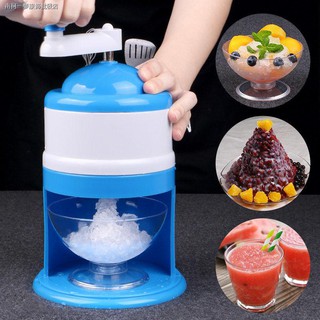 Máy xay đá bằng tay mini tiện lợi cho gia đình