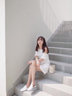 Đầm suông rớt vai