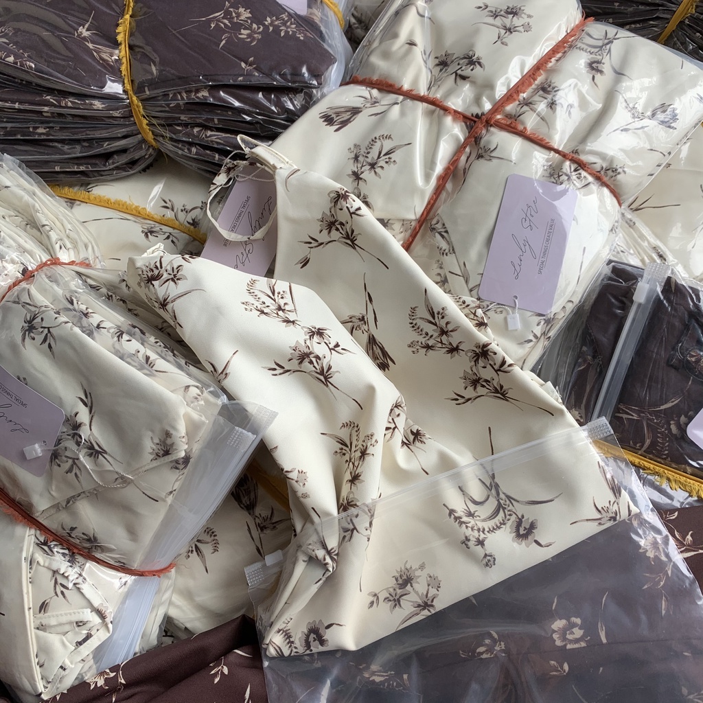 Váy hai dây hoa nhí dáng dài - Đầm dáng suông hai lớp chất chiffon V-2D | BigBuy360 - bigbuy360.vn