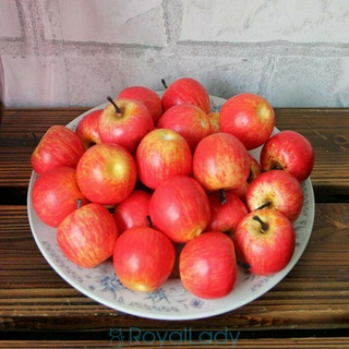 Bộ 10 quả táo giả bằng nhựa tiện lợi dành cho trang trí