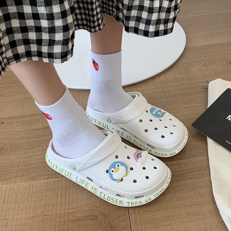 DÉP CROSS ULZZANG VIỀN CHỮ ÊM CHÂN KÈM STICKER