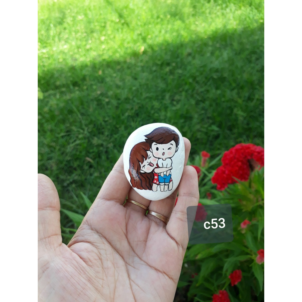 Hoạt hình chibi cute trên đá cuội vẽ tay mini