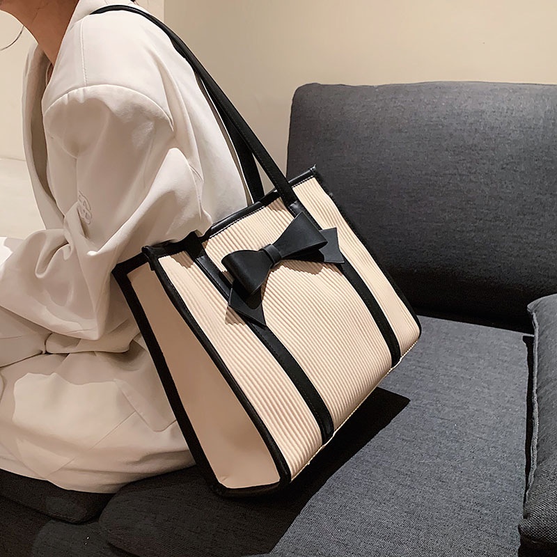 Túi đeo vai IELGY cỡ lớn đính nơ thời trang đơn giản cho nữ