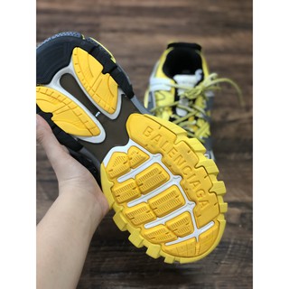 giày thể thao balen track 3.0