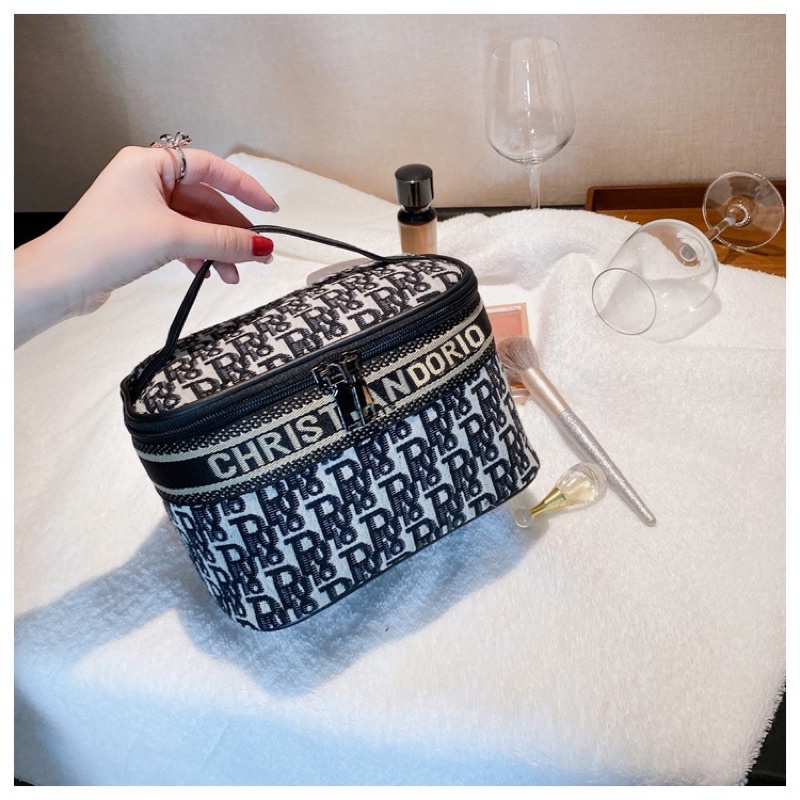 Túi hộp đựng mỹ phẩm D.R