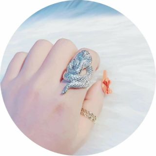 Nhẫn bạc hình rắn thời trang, độc đáo