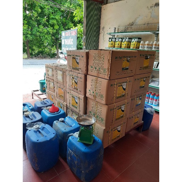 EM gốc  vi sinh gốc làm sạch nước và đáy ao nuôi