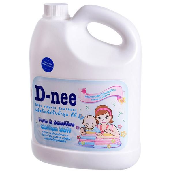Nước xả Dnee bình trắng 3000ml mềm vải M094