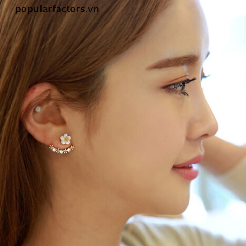 Bông Tai Hình Hoa Cúc Đính Pha Lê Dễ Thương Dành Cho Nữ