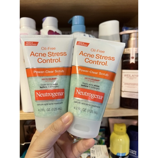 Sữa rửa mặt Neutrogena Acne Stress Control Scrub 125ml