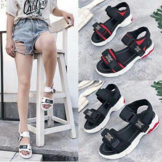 Sandal học sinh đế bánh mì