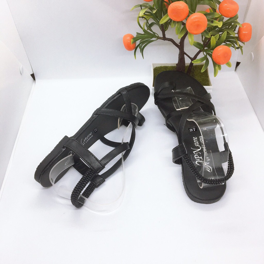 sandal đế bệt quai mảnh chéo dễ thuong năng động 50