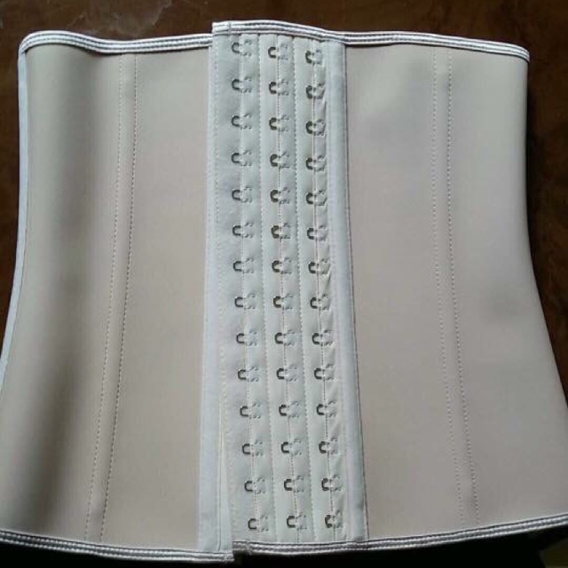 Đai nịt bụng Latex 9 xương loại ngắn ( 25cm)