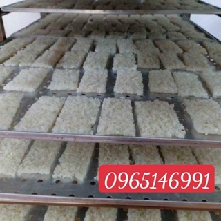 1kg cơm cháy chưa chiên 55k.
