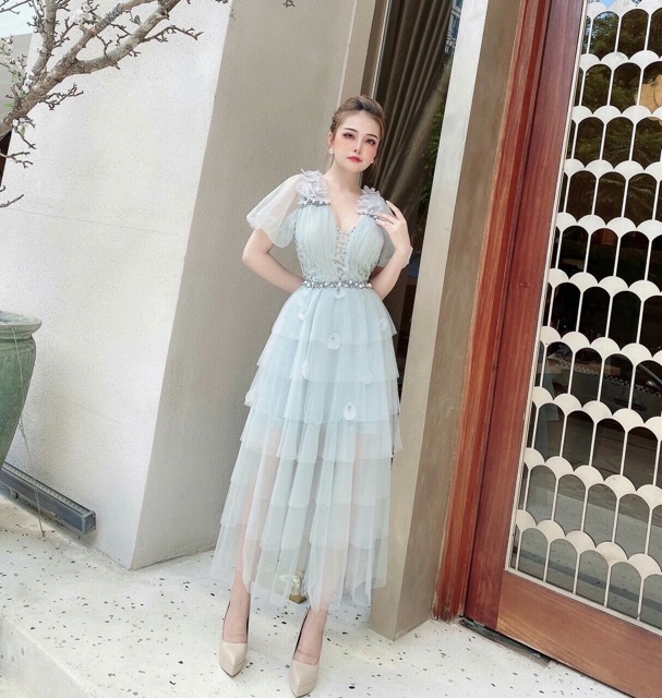 Đầm tầng đính hoa 3D ( ẢNH VÀ VIDEO THẬT 1000)