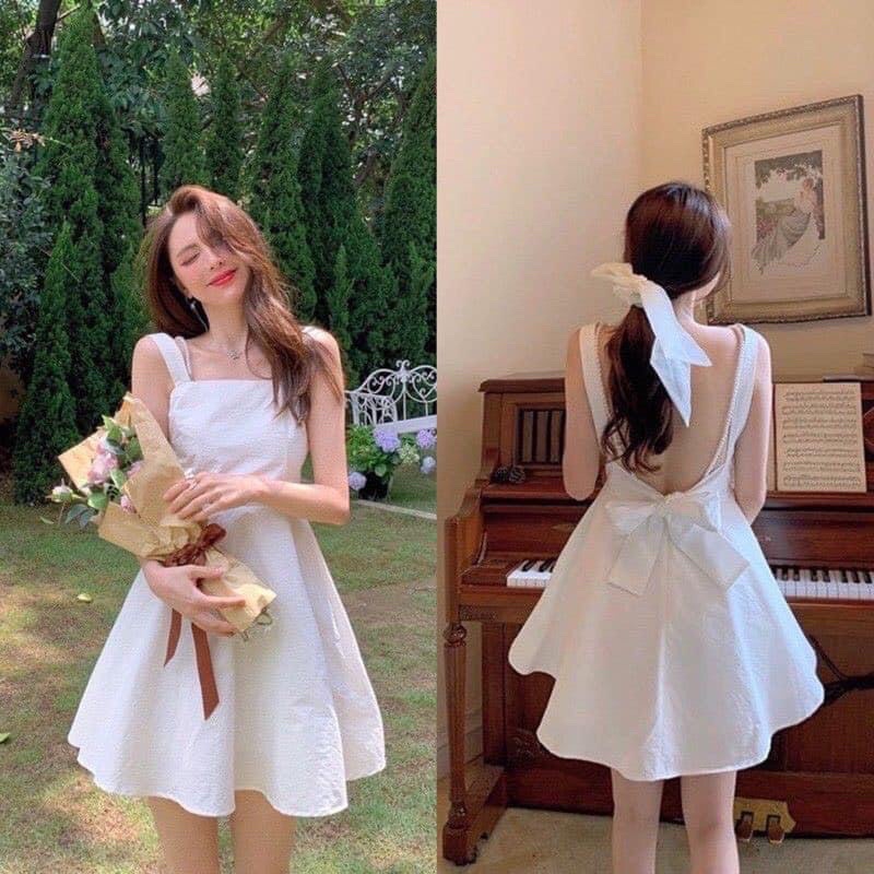 Váy hai dây trắng