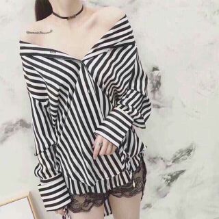 Set áo sơ mi sọc + quần short sọc lai ren