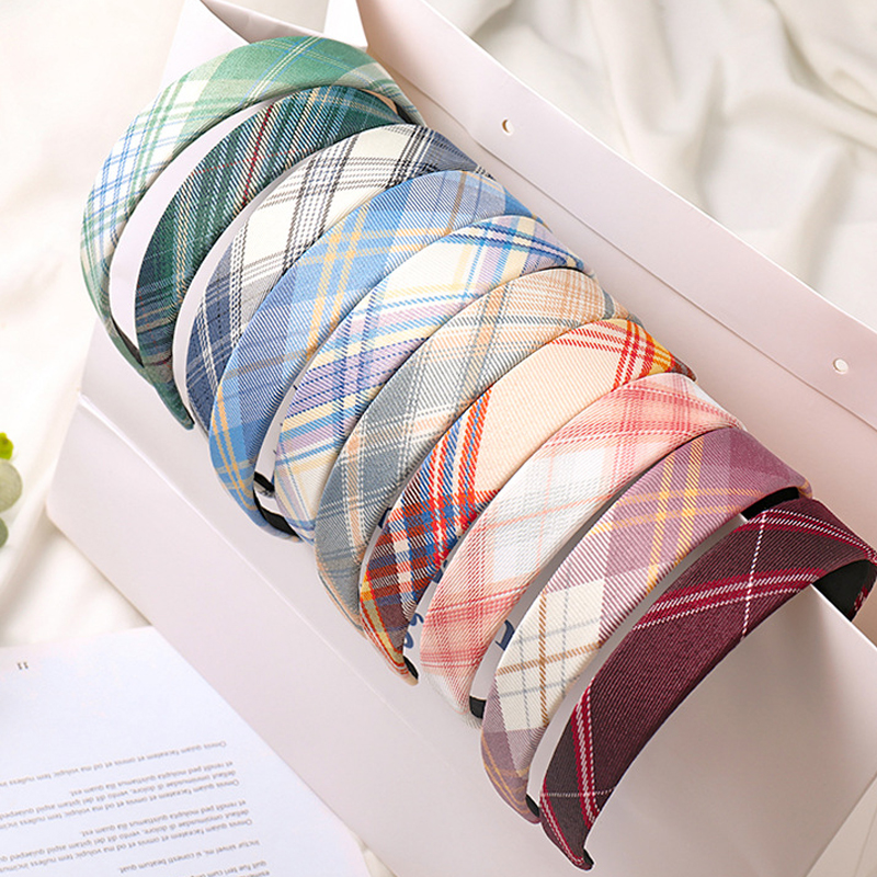 Set 4 Phụ Kiện Tóc Sọc Caro Xinh Xắn Dành Cho Nữ