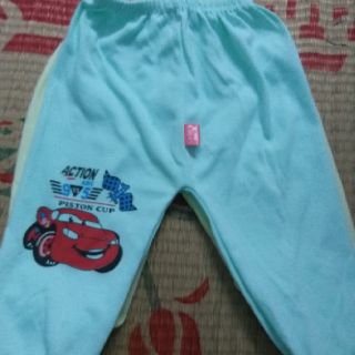 Quần chục cho bé