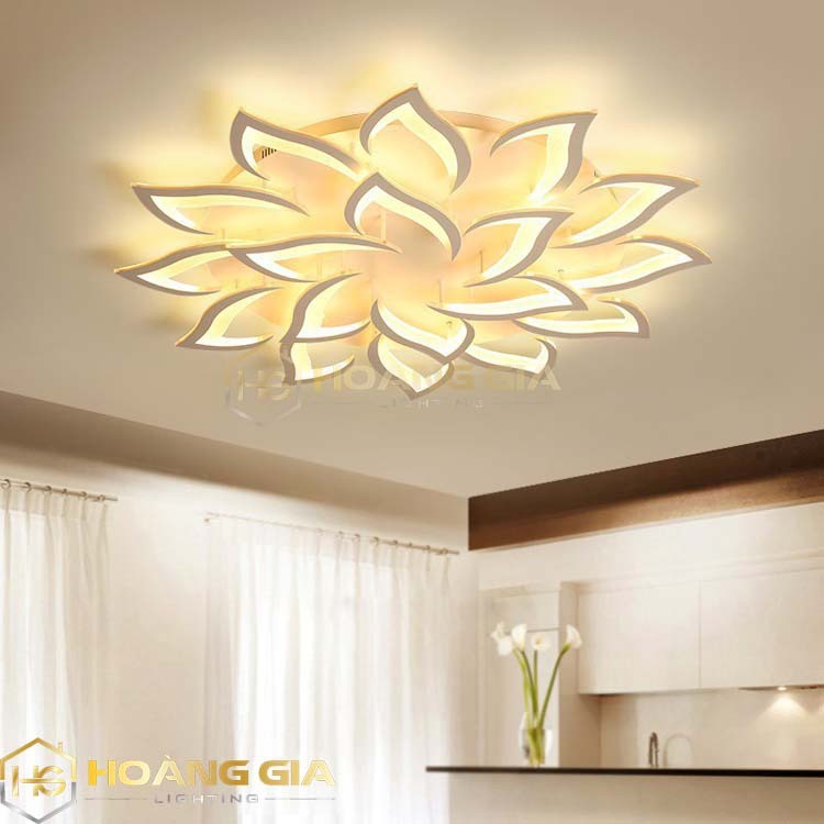 Đèn Hoàng Gia Lighting