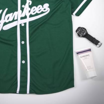Áo Bóng Chày Màu Xanh Lá Cây Yankees Trẻ Trung Năng Động