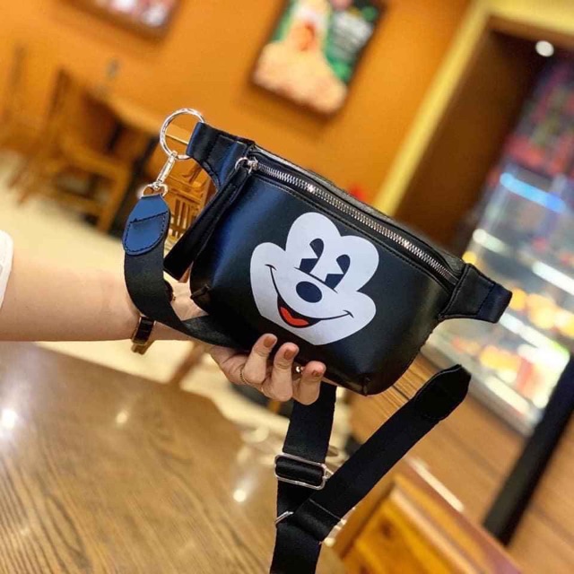 Túi đeo chéo mickey