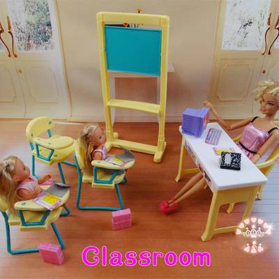 Phụ kiện bàn ghế lớp học+bảng đen,nội thất cho búp bê Barbie,búp bê Xinyi,búp bê Licca
