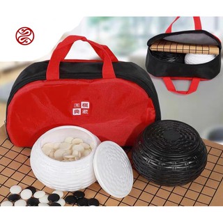 Set cờ vây bàn da kèm hộp nhựa giả mây khuyến mãi túi xách đỏ