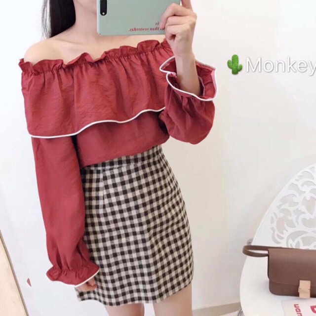 Áo kiểu trễ vai viền bèo dài tay nữ tính, sale giá rẻ