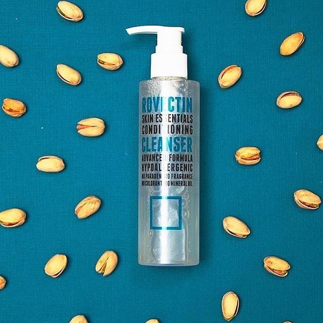 ROVECTIN SKIN ESSENTIALS CONDITIONING CLEANSER sữa rửa mặt