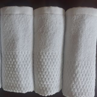 Khăn lau đầu trắng khách sạn