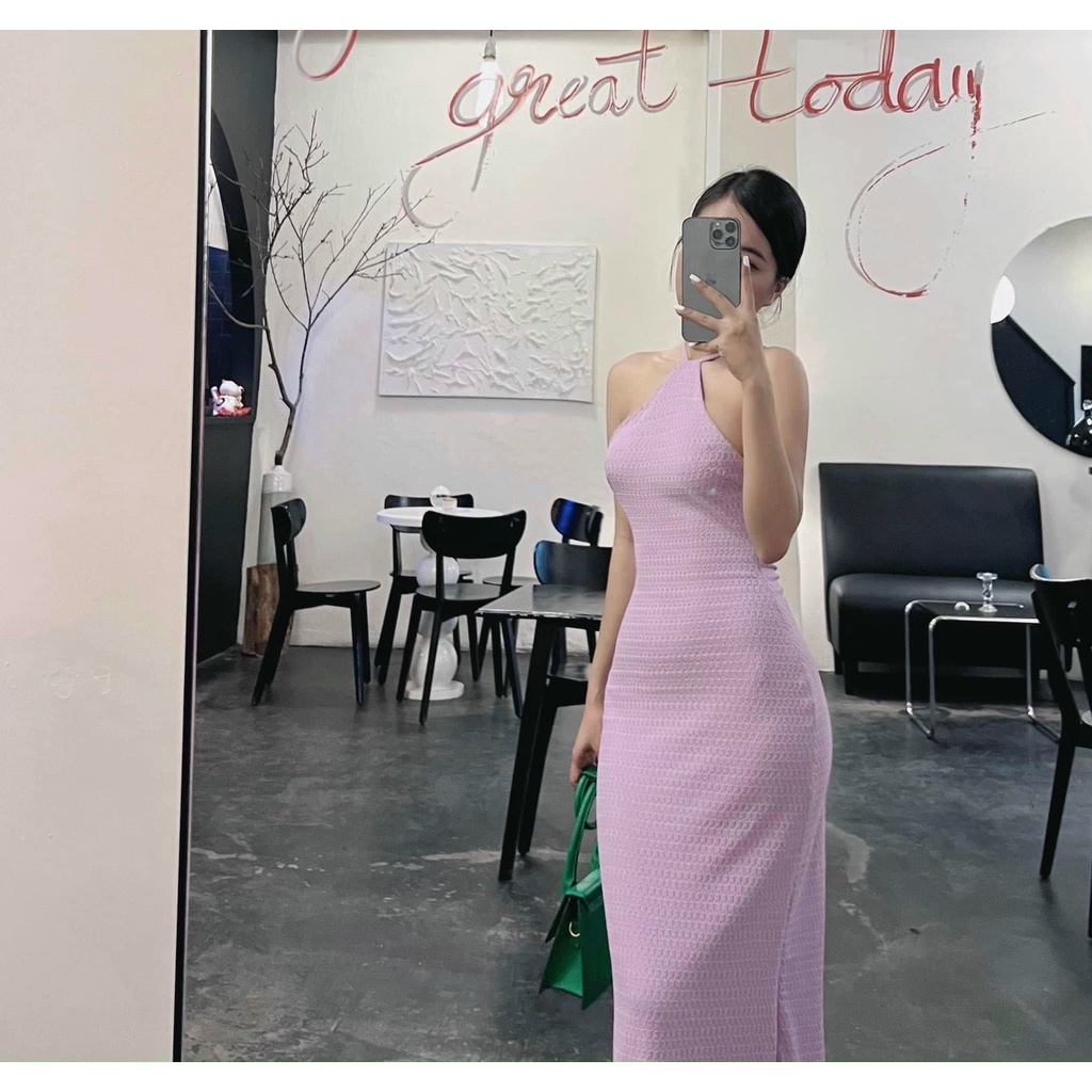 Đầm yếm xốp dáng dài ôm body 4 dây chéo lưng cực xinh , chất thun xốp mềm mát tv