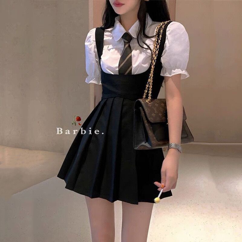 Set Áo Sơ Mi Tay Phồng + Váy Đồng Phục Xếp Ly Hai Dây Màu Đen Thời Trang Mùa Hè Cho Bạn Gái
