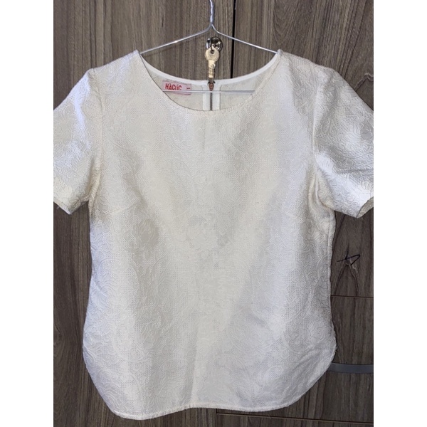 Áo gấm thêu hoa nổi Hà Cúc size L form nhỏ xíu