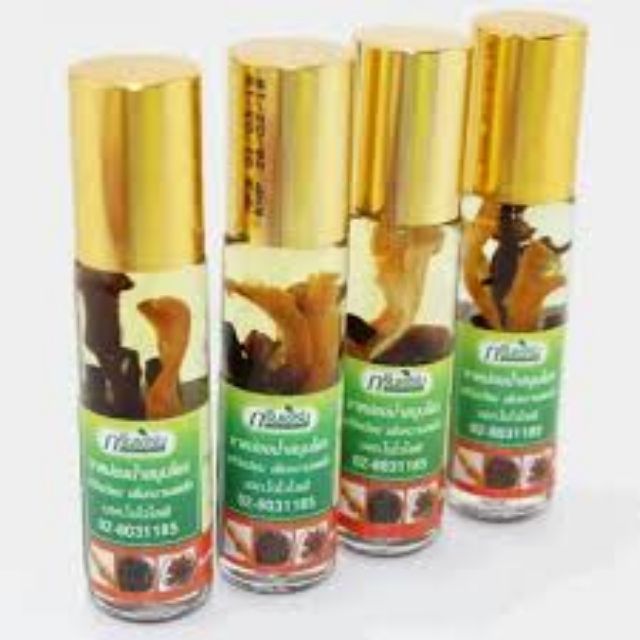 Dầu Gió Thảo Dược Green Herb Oil Thailand 8ml