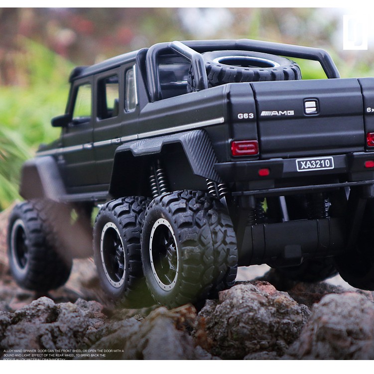 Mô hình xe ô tô Mercedes-Benz G63 AMG 6x6 mô hình tỉ lệ 1:32 bằng hợp kim có âm thanh và đèn