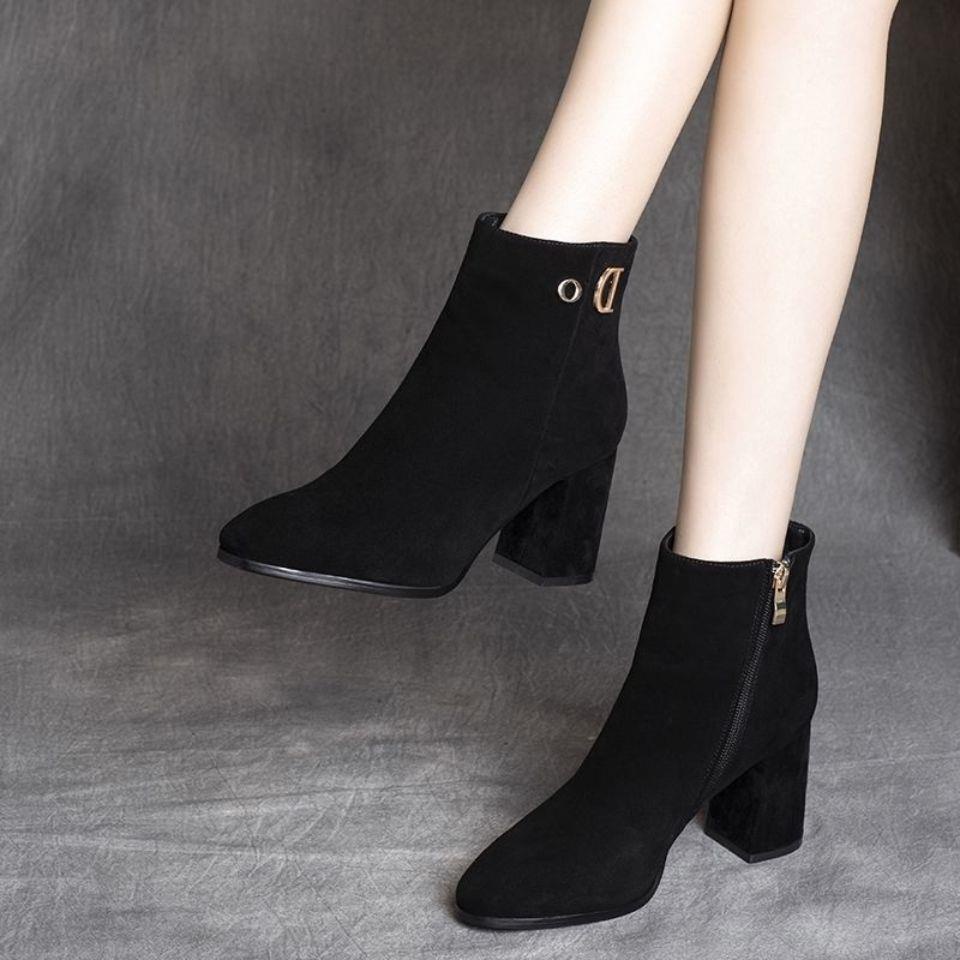 Giày Bốt Da Lộn Gót Dày Màu Đen Thời Trang Xuân Thu Cho Nữ