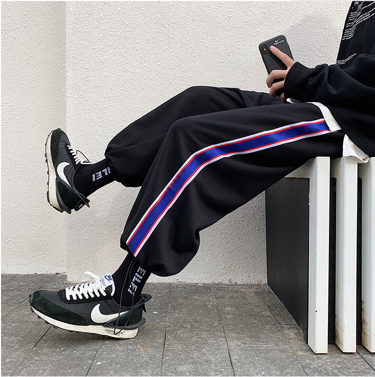 Casual pants Drawstring trousers Hip-hop trousers running track pants Contrasting striped loose straight-leg pants for men and women Korean style trendy nine-point guard pants Wild INS Hong Kong fashion brand pants in stock