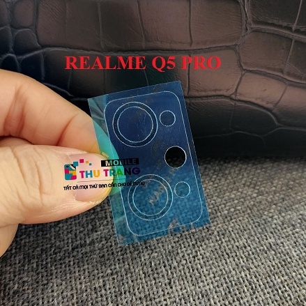 Realme Q5/ Q5 Pro - Kính cường lực trong suốt không full màn hình + dán bảo vệ camera chống trầy xước