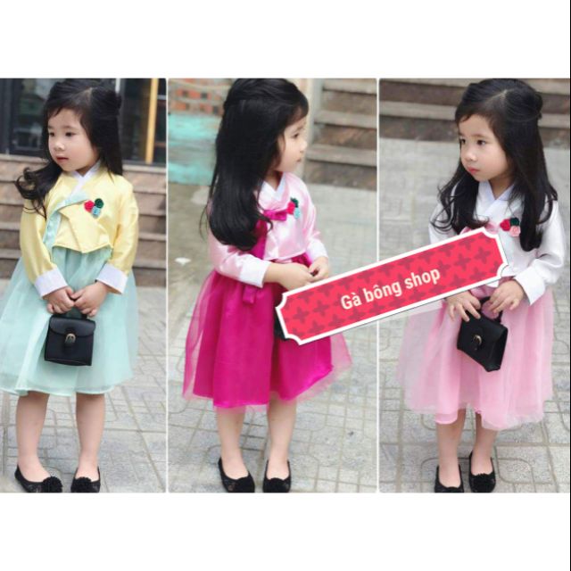 Set 2 chi tiết Hanbok cho bé iu