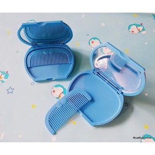 Bộ Gương soi và lược mini Doreamon