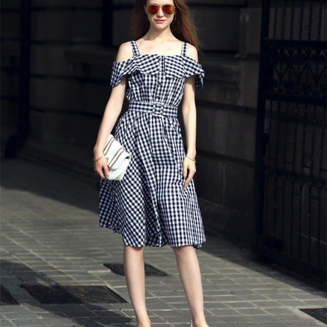 ĐẦM CARO TRỄ VAI