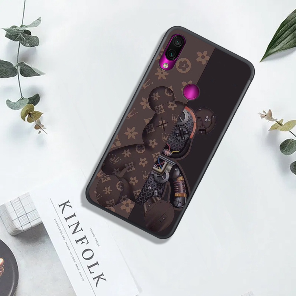 ỐP  XIAOMI REDMI NOTE 5/5 PRO - NOTE 6/6 PRO - NOTE 7/7 PRO - REDMI 7 , In Hình Gấu Robot họa tiết L-V màu sắc cực đẹp.